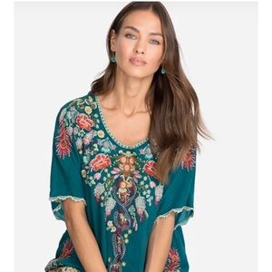 Johnny Was Bellefleur
Blouse - Teal Mandala 3X Silk